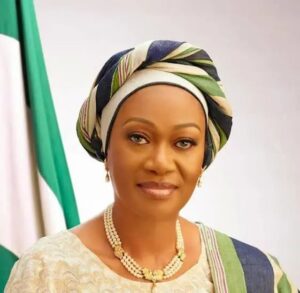 Read more about the article Enugu wins N100m Model Green State Award as First Lady, unveils nationwide RHI Green Nigeria Challenge